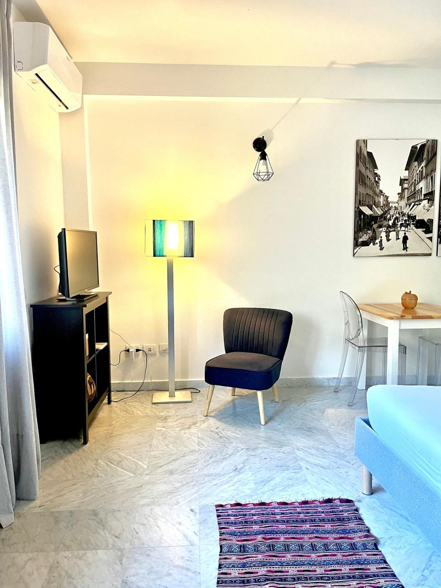 Apartamento Oltrarno Hideway With Garage *